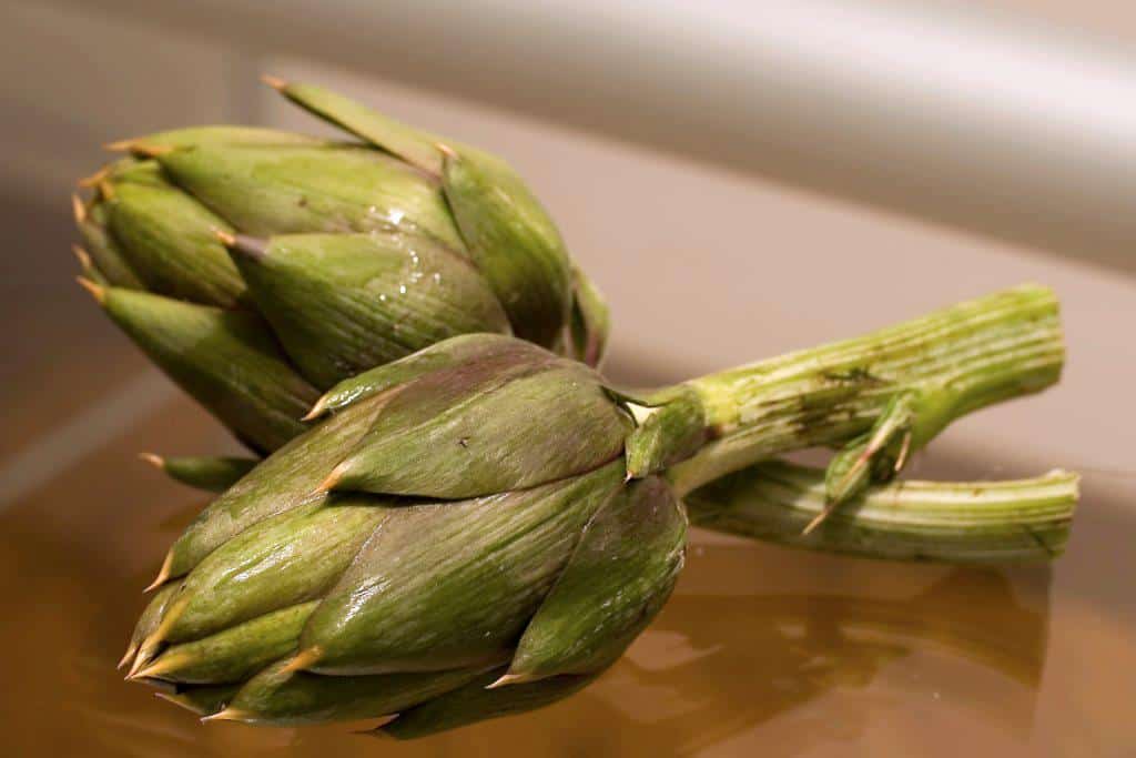 Artichoke recipe needing two artichoke heads.