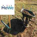 Picture related to Gardening during coronavirus overlaid with the MeWe logo.