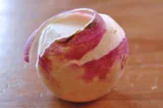 Peeled turnip