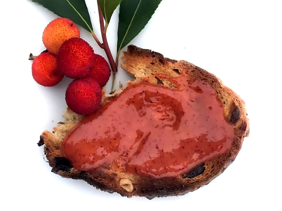 strawberry tree fruit jam recipe