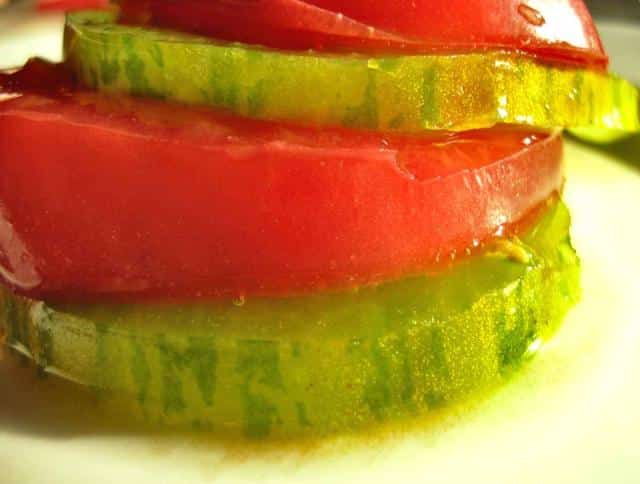 What does the green zebra tomato taste like vs normal tomato