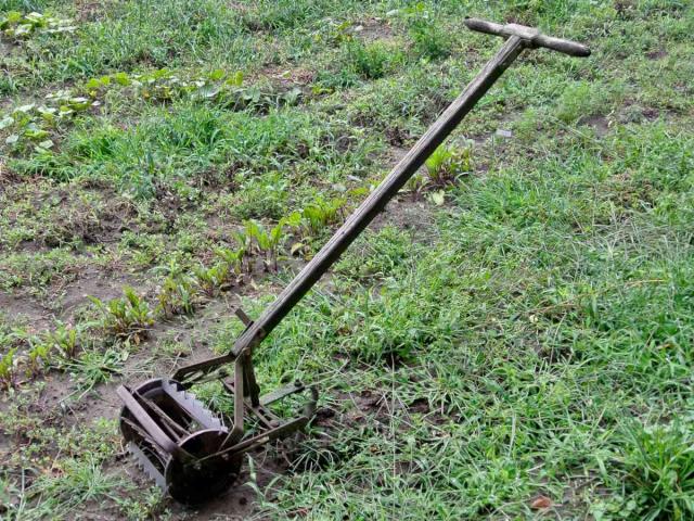 manual rototiller